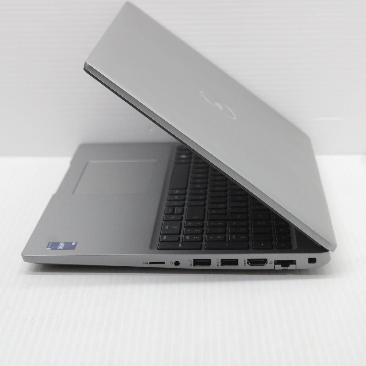 Dell Precision i5 Laptop 3570 15.6 in 8GB RAM 256GB NVMe Intel 1235U Windows 11