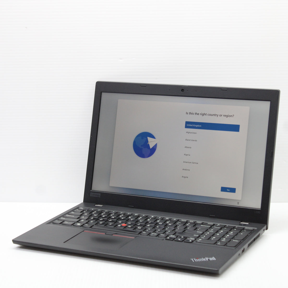 Lenovo ThinkPad i5 Laptop L590 15.6 in 8GB RAM 256GB NVMe Intel 8365U Windows 11