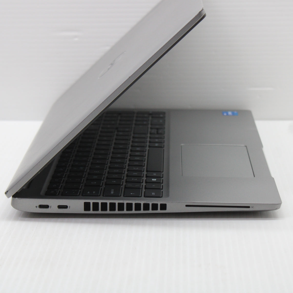 Dell Precision i5 Laptop 3560 15.6 in 8GB RAM 256GB NVMe Intel 1135G7 Windows 11