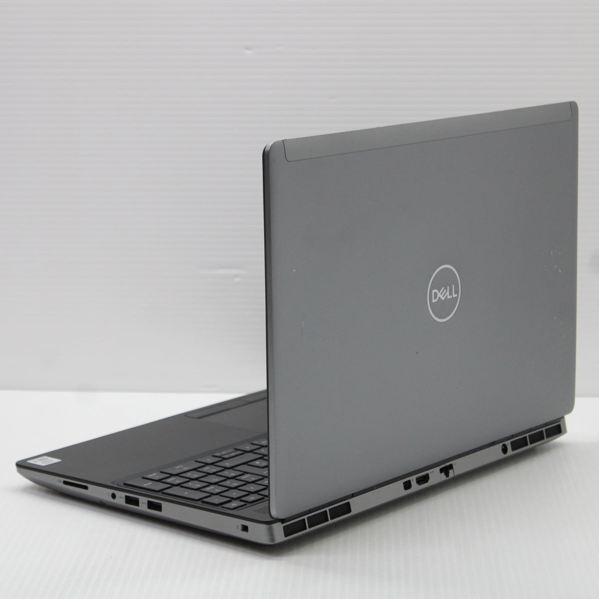 Dell Precision i7 Laptop 7550 15.6 in 16GB RAM 512GB NVMe 10750H Quadro T1000