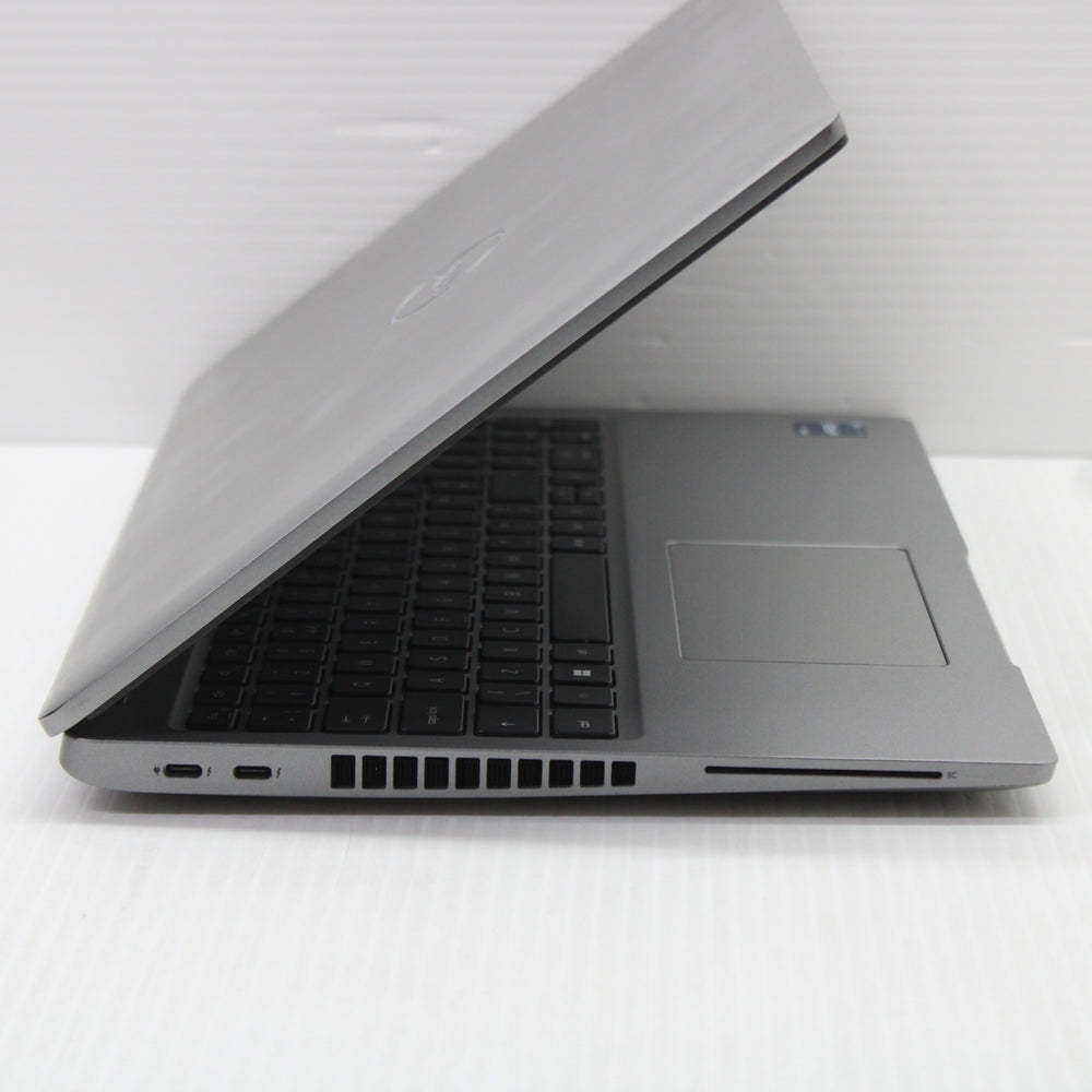 Dell Precision i5 Laptop 3570 15.6 in 8GB RAM 256GB NVMe Intel 1235U Windows 11