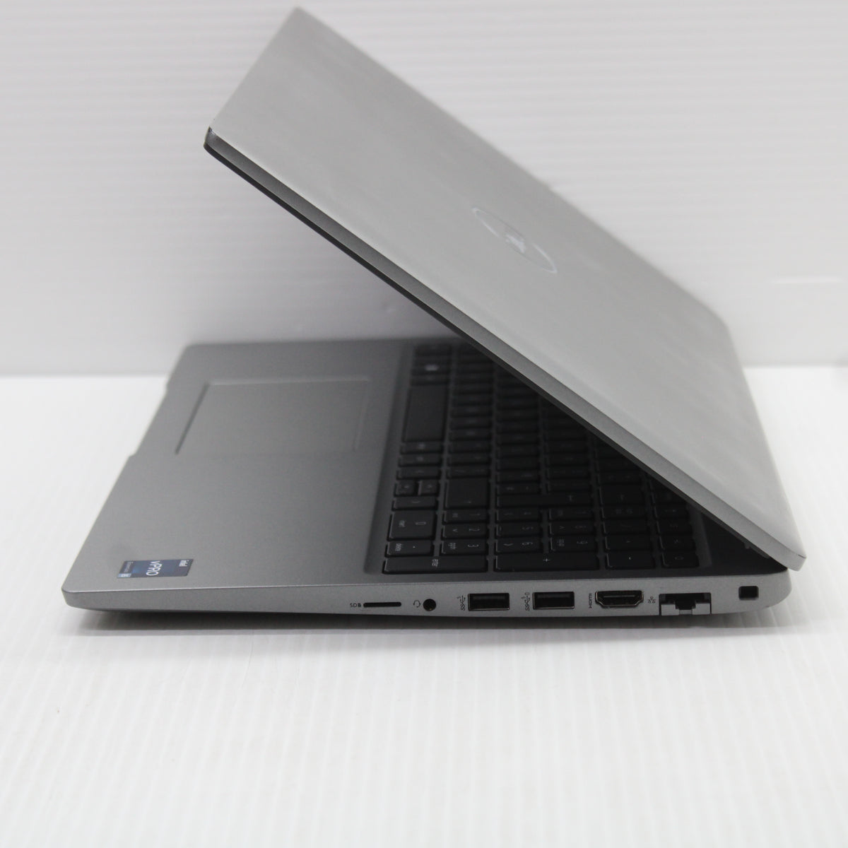 Dell Precision i5 Laptop 3570 15.6 in 8GB RAM 256GB NVMe Intel 1235U Windows 11