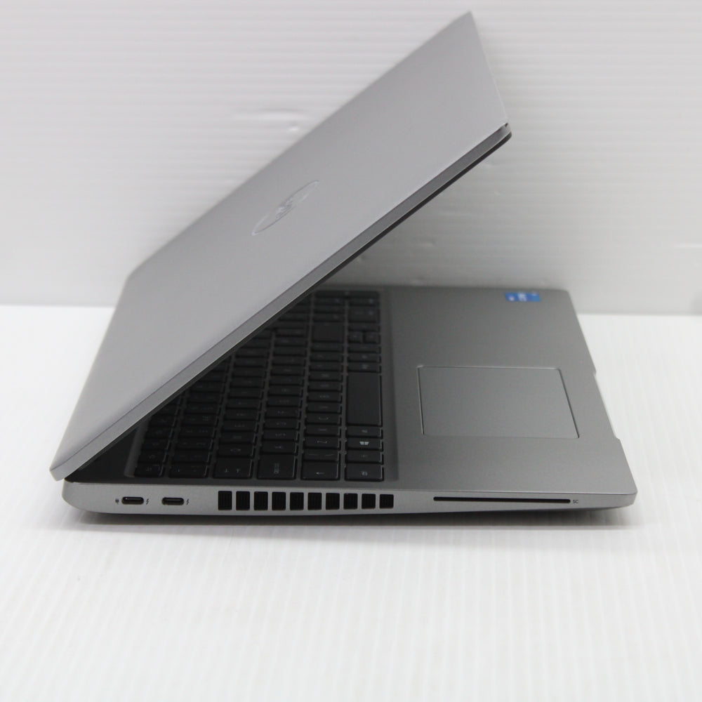 Dell Precision i5 Laptop 3560 15.6 in 8GB RAM 256GB NVMe Intel 1135G7 Windows 11