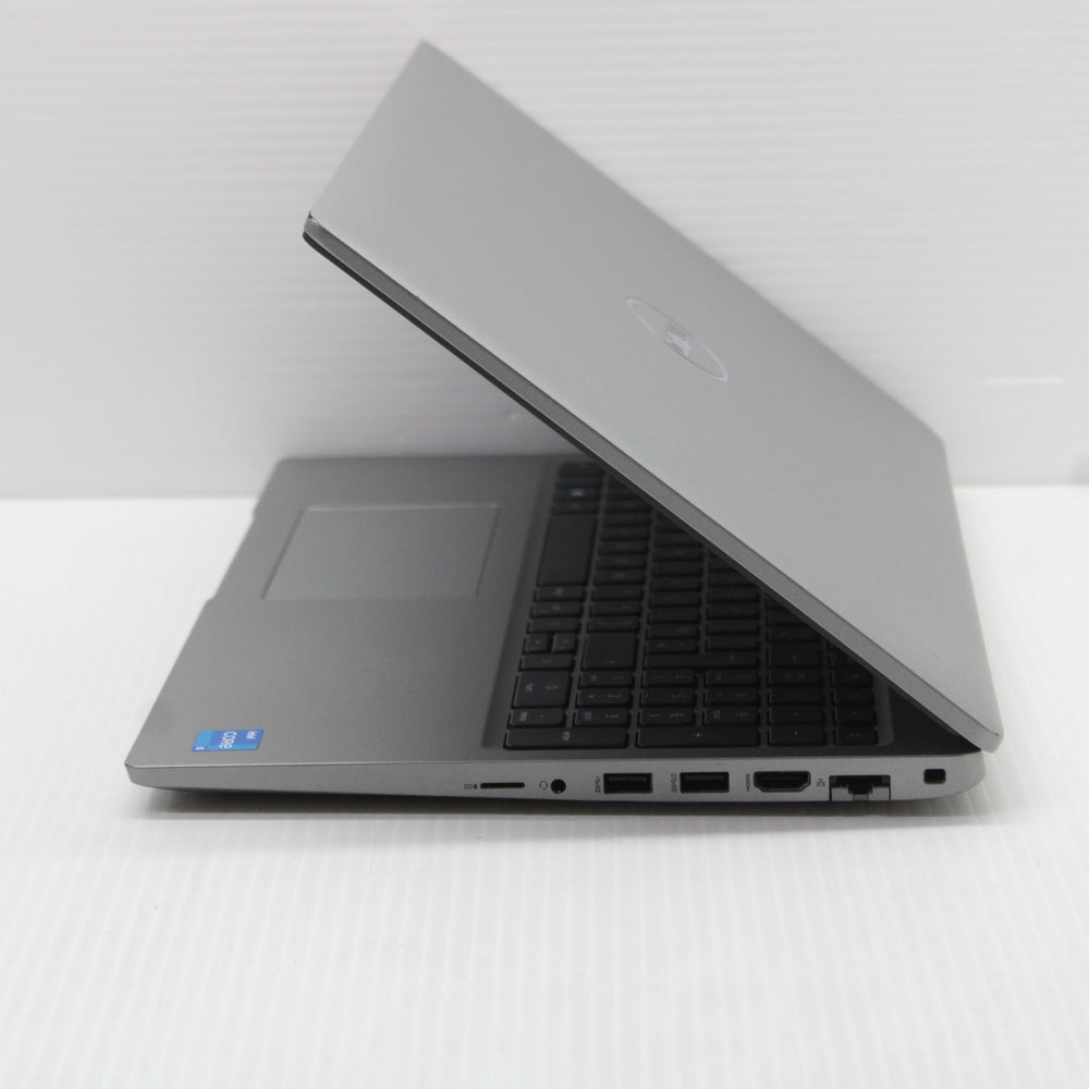 Dell Precision i5 Laptop 3560 15.6 in 8GB RAM 256GB NVMe Intel 1135G7 Windows 11