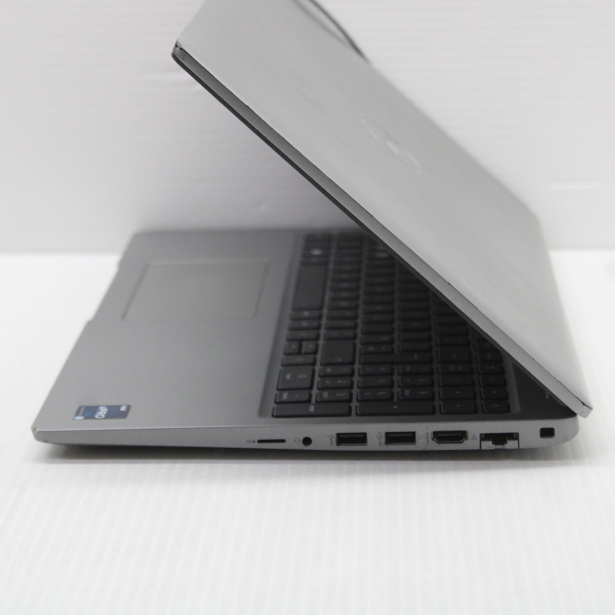 Dell Precision i5 Laptop 3570 15.6 in 8GB RAM 256GB NVMe Intel 1235U Windows 11