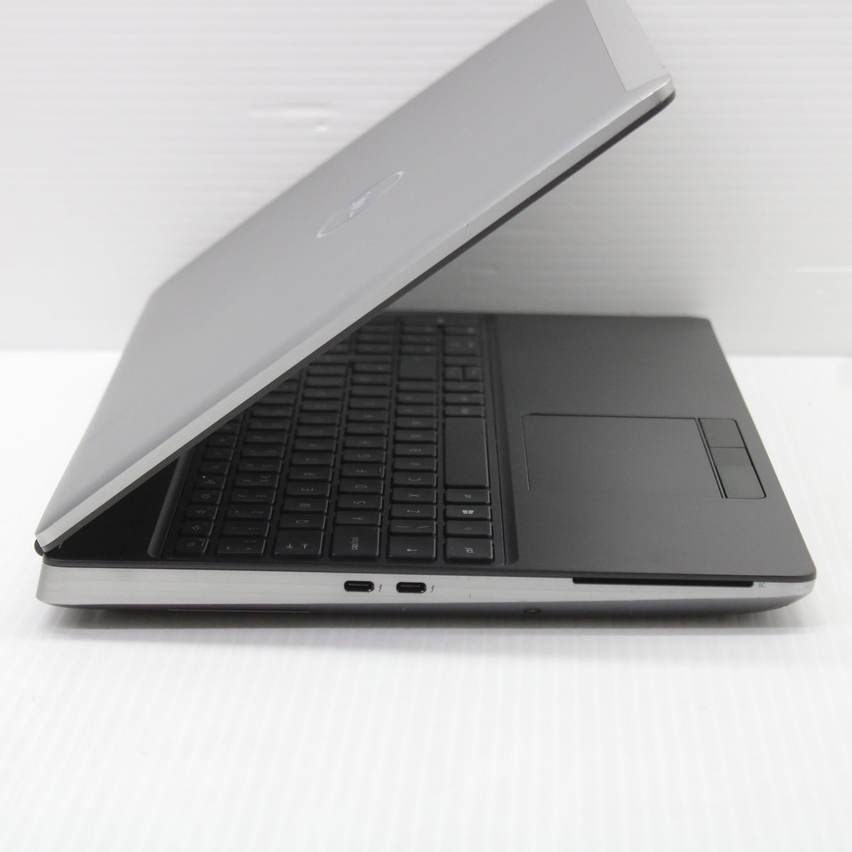 Dell Precision i7 Laptop 7560 15.6 in 16GB RAM 512GB NVMe Intel 11850H RTX A2000