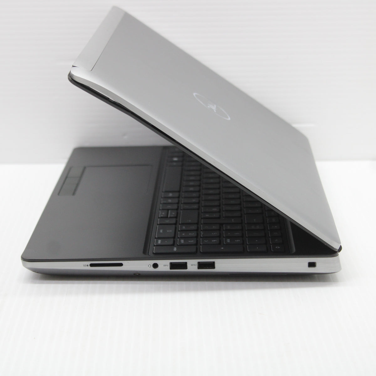 Dell Precision i7 Laptop 7560 15.6 in 16GB RAM 512GB NVMe Intel 11850H RTX A2000