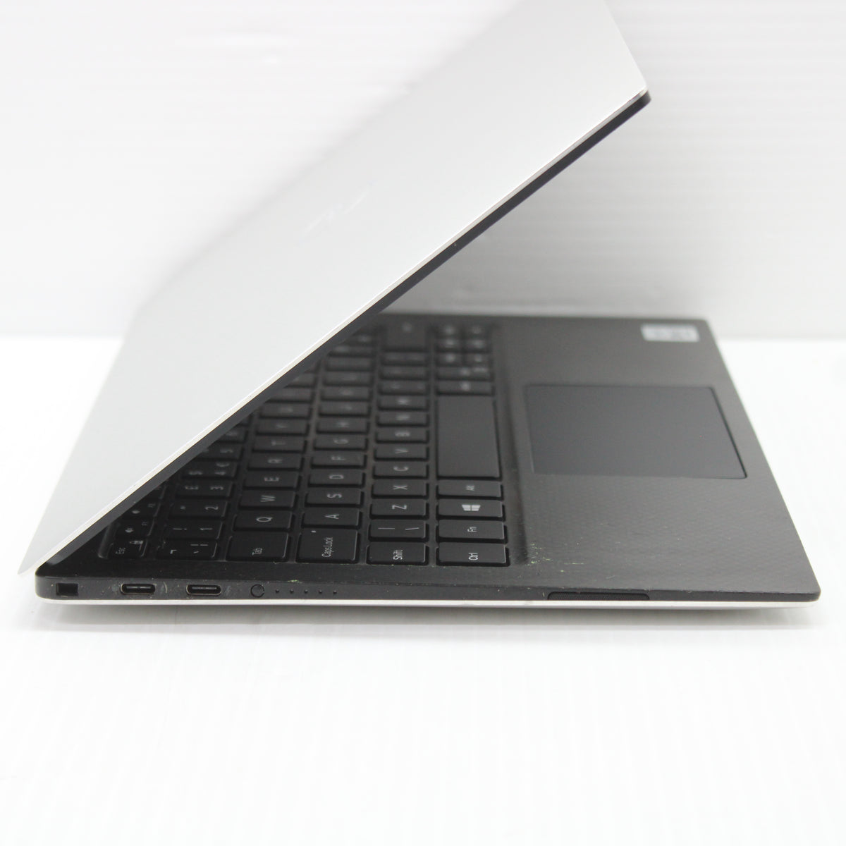 Dell XPS i7 Laptop 7390 13.3 in 16GB RAM 512GB NVMe SSD Intel 10510U Windows 11