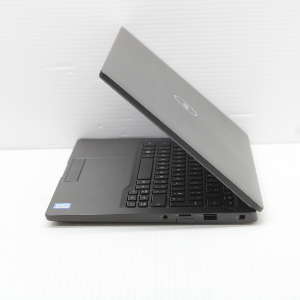 Dell Latitude i7 Laptop 7400 14 inch 16GB RAM 500GB SSD Intel 8665U Windows 11