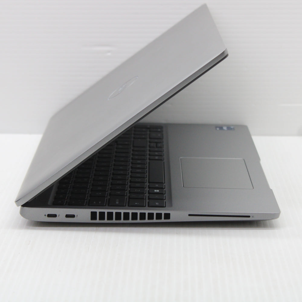 Dell Precision i5 Laptop 3570 15.6 in 8GB RAM 256GB NVMe Intel 1235U Windows 11