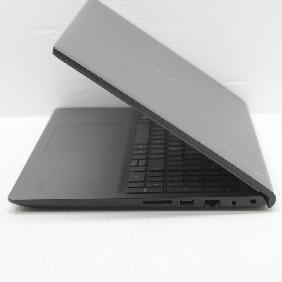 Dell Vostro i5 Laptop 3510 15 in 8GB RAM 256GB NVMe SSD Intel 1135G7 Windows 11