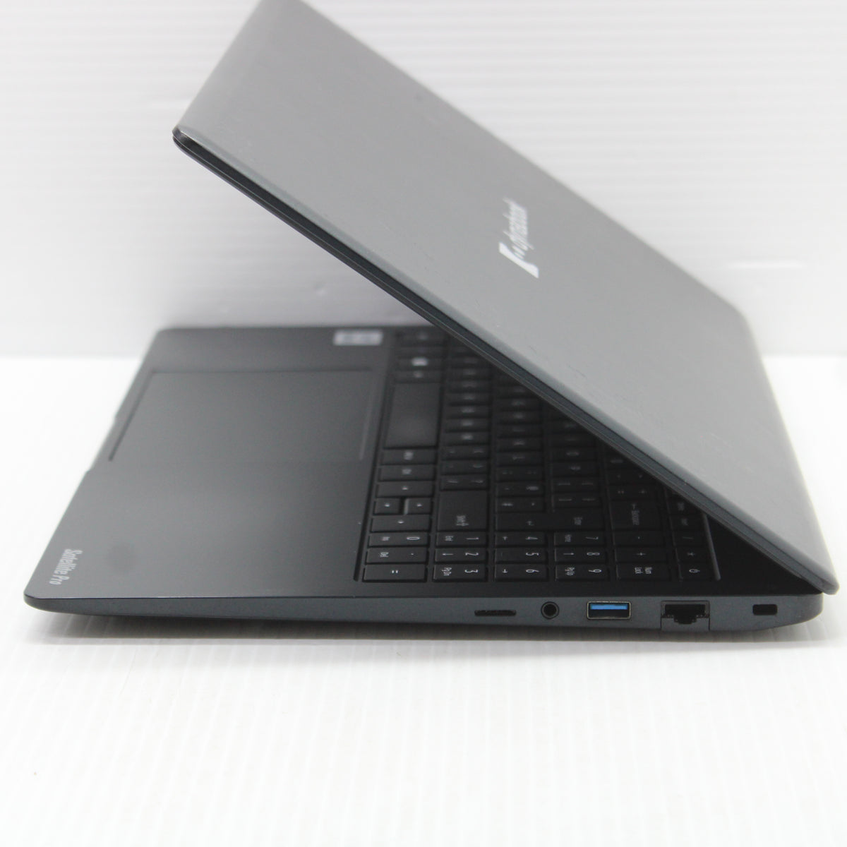 Dynabook Satellite Pro i5 Laptop C50 15.6 inch 8GB RAM 256GB SSD Intel 1035G1