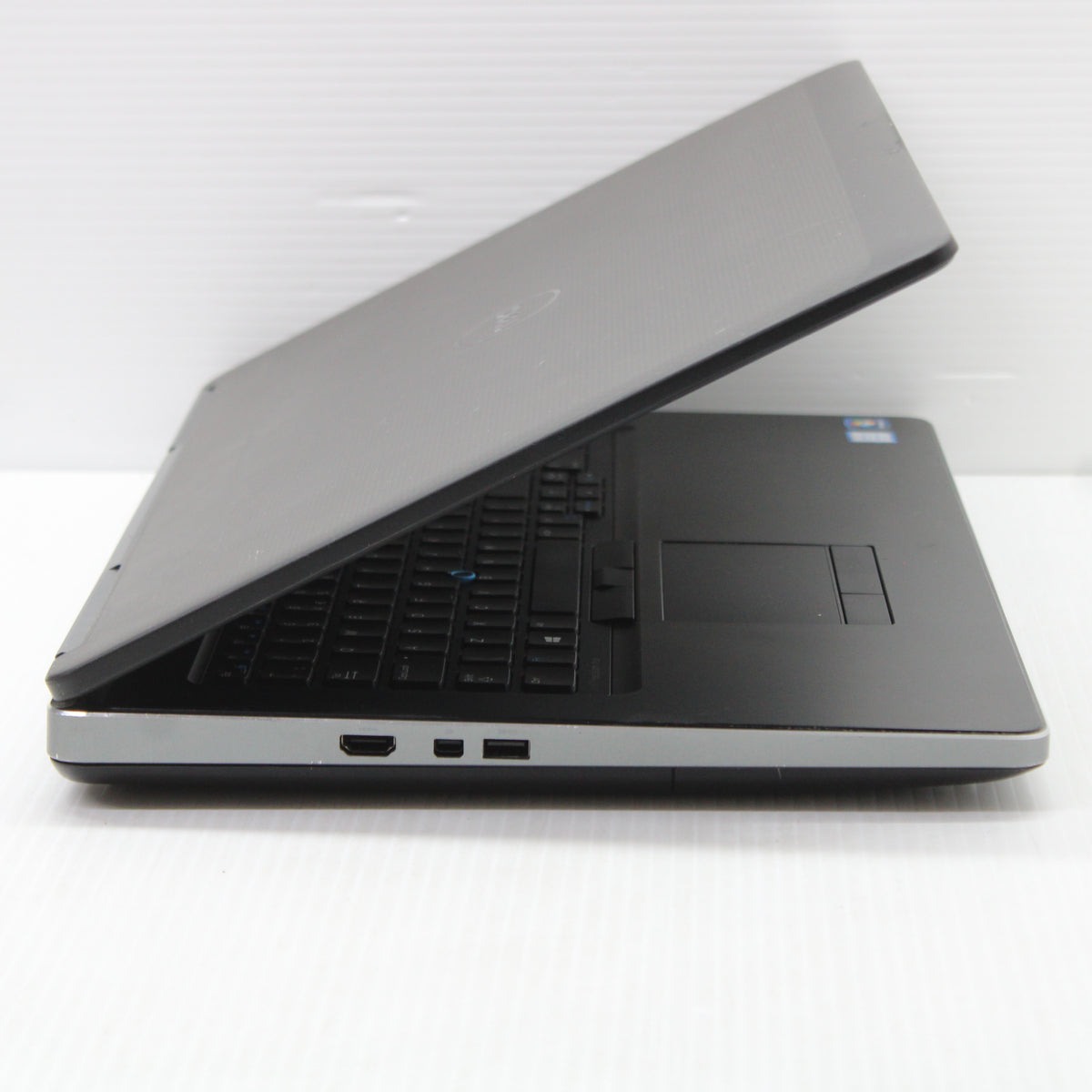 Dell Precision i7 Laptop 7710 17.3 in 16GB RAM 512GB SSD Intel 6820HQ Windows 11