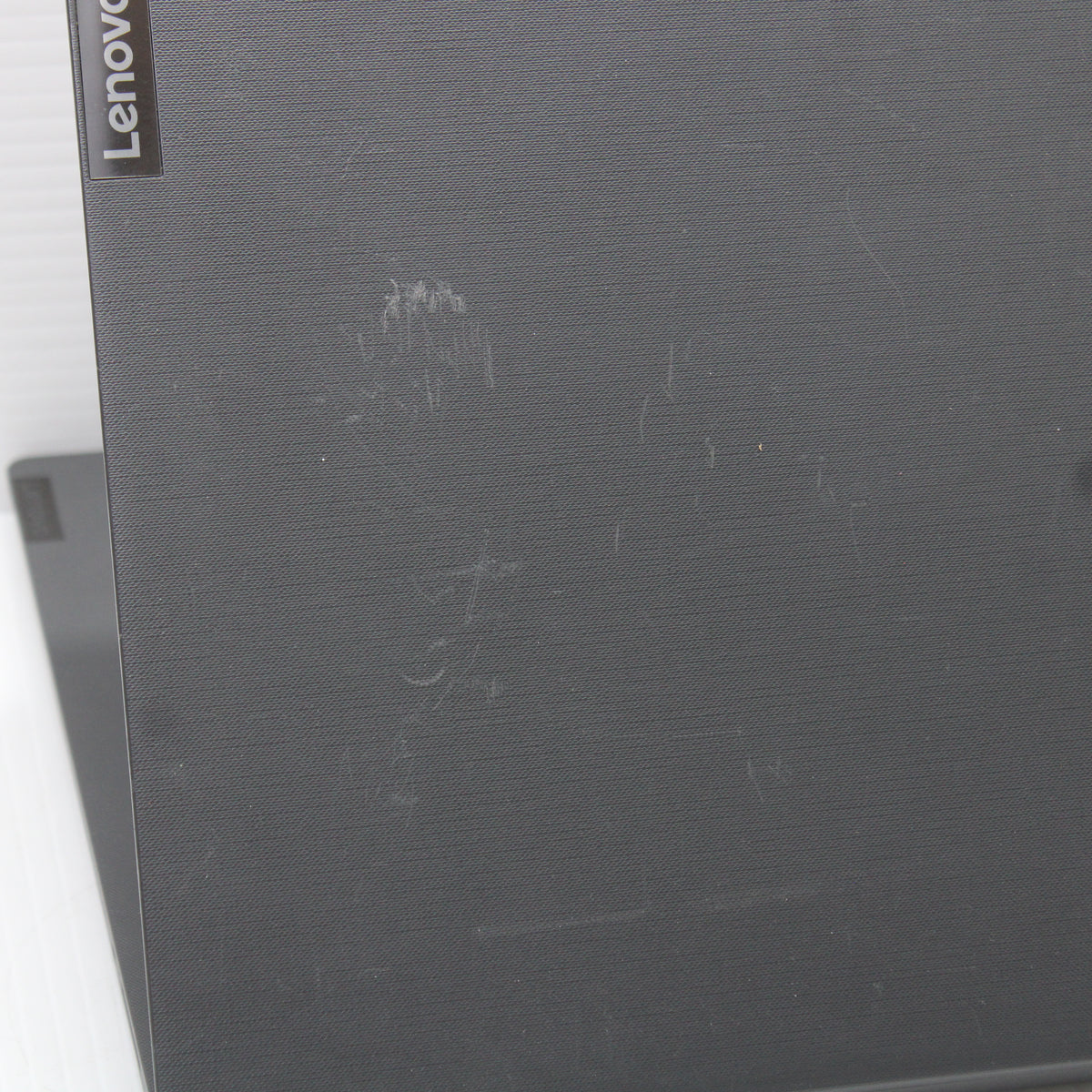 Lenovo V14 Laptop V Series 14 in 8GB RAM 256GB NVMe AMD Ryzen 3 3250U Windows 11