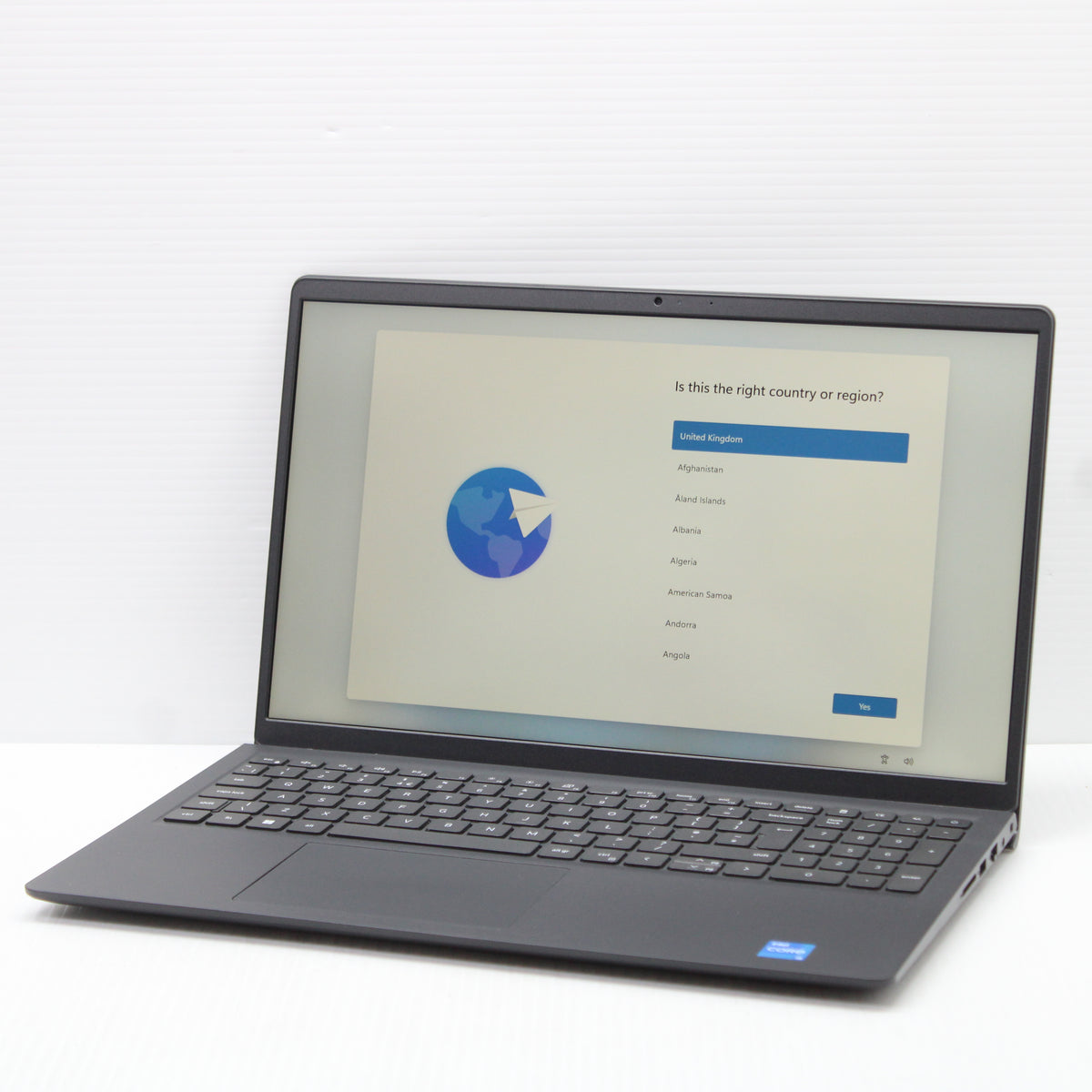 Dell Vostro 3510 Laptop 15.6 inch 8GB RAM 256GB NVMe SSD i5-1135G7 WiFi Windows 11 Pro