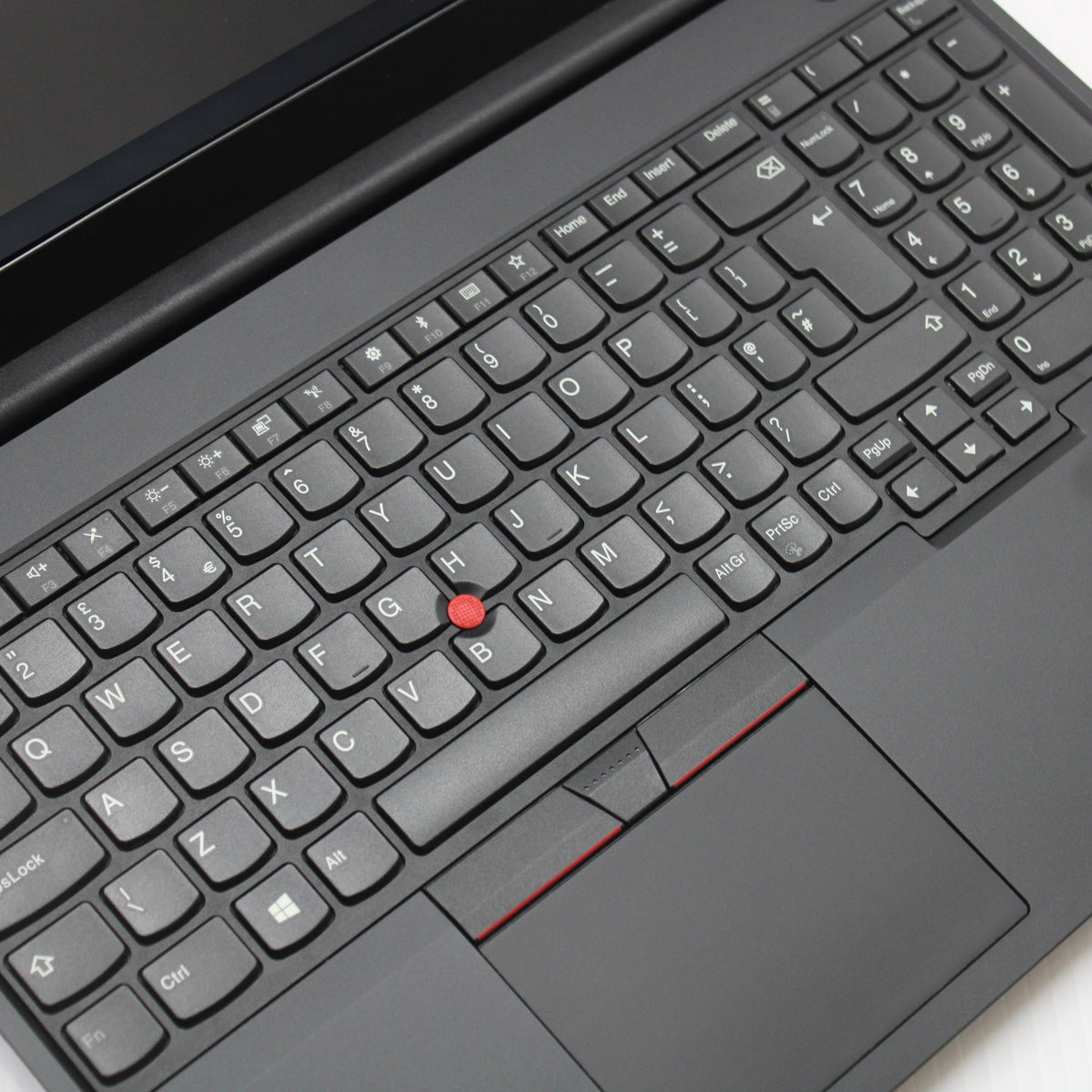 Lenovo ThinkPad i5 Laptop E590 15.6 in 8GB RAM 256GB NVMe Intel 8265U Windows 11