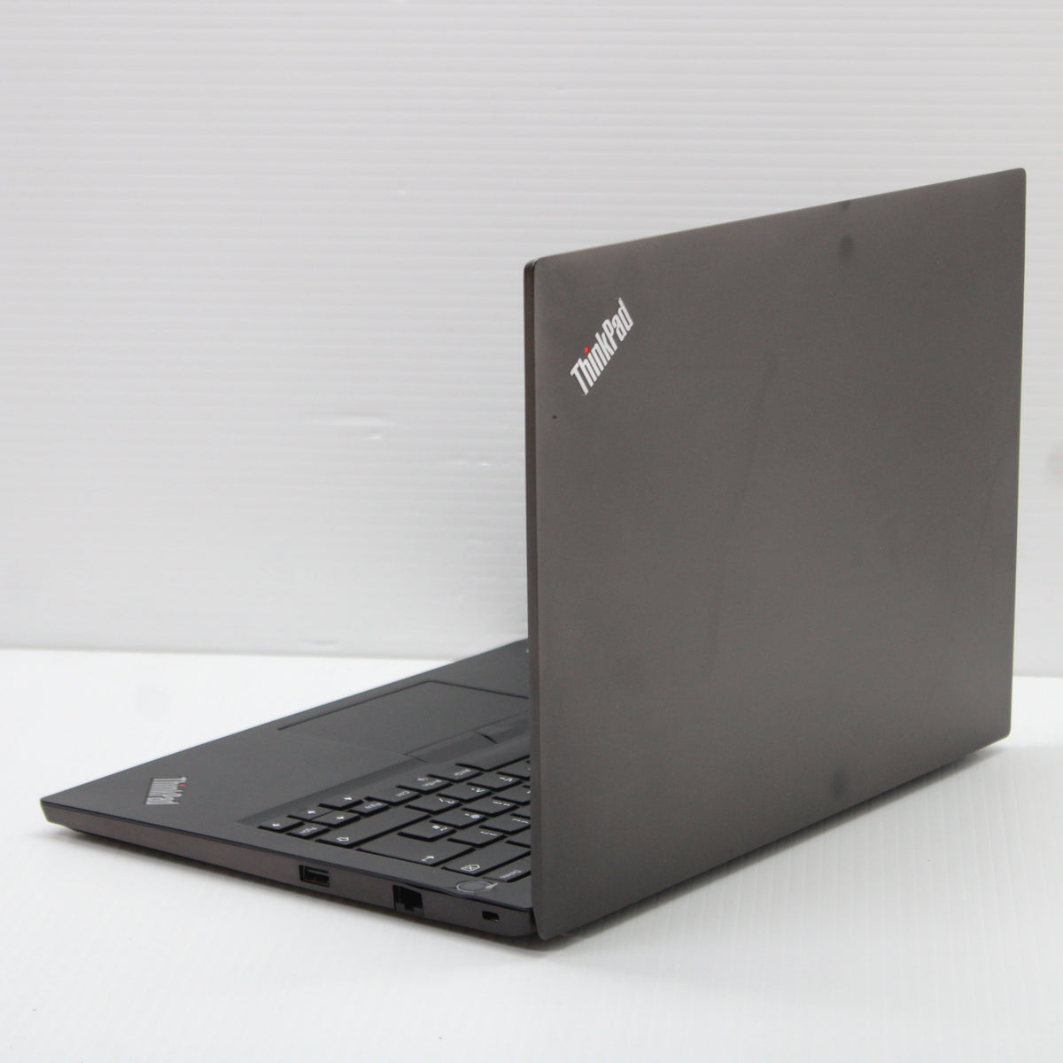 Lenovo ThinkPad i5 Laptop E14 14 in 16GB RAM 256GB NVMe Intel 10210U Windows 11