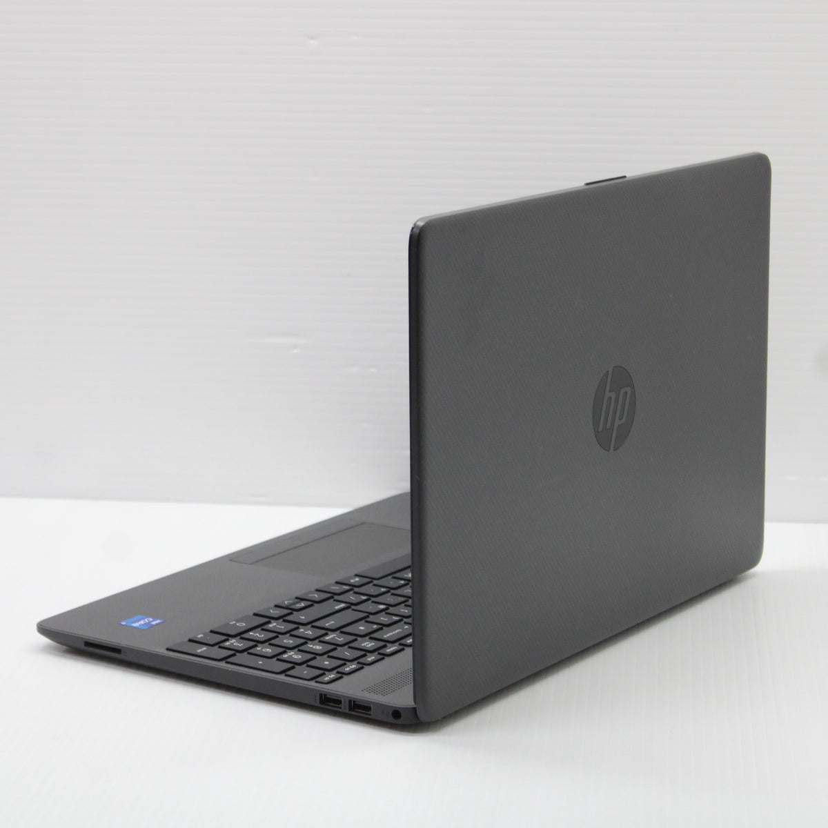 HP NoteBook i7 Laptop 250 G8 15.6 in 16GB RAM 256GB NVMe Intel 1165G7 Windows 11