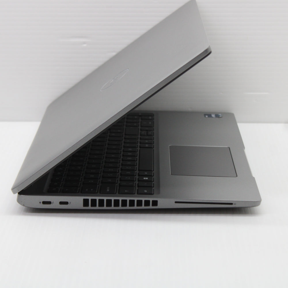 Dell Precision i5 Laptop 3570 15.6 in 8GB RAM 256GB NVMe Intel 1235U Windows 11