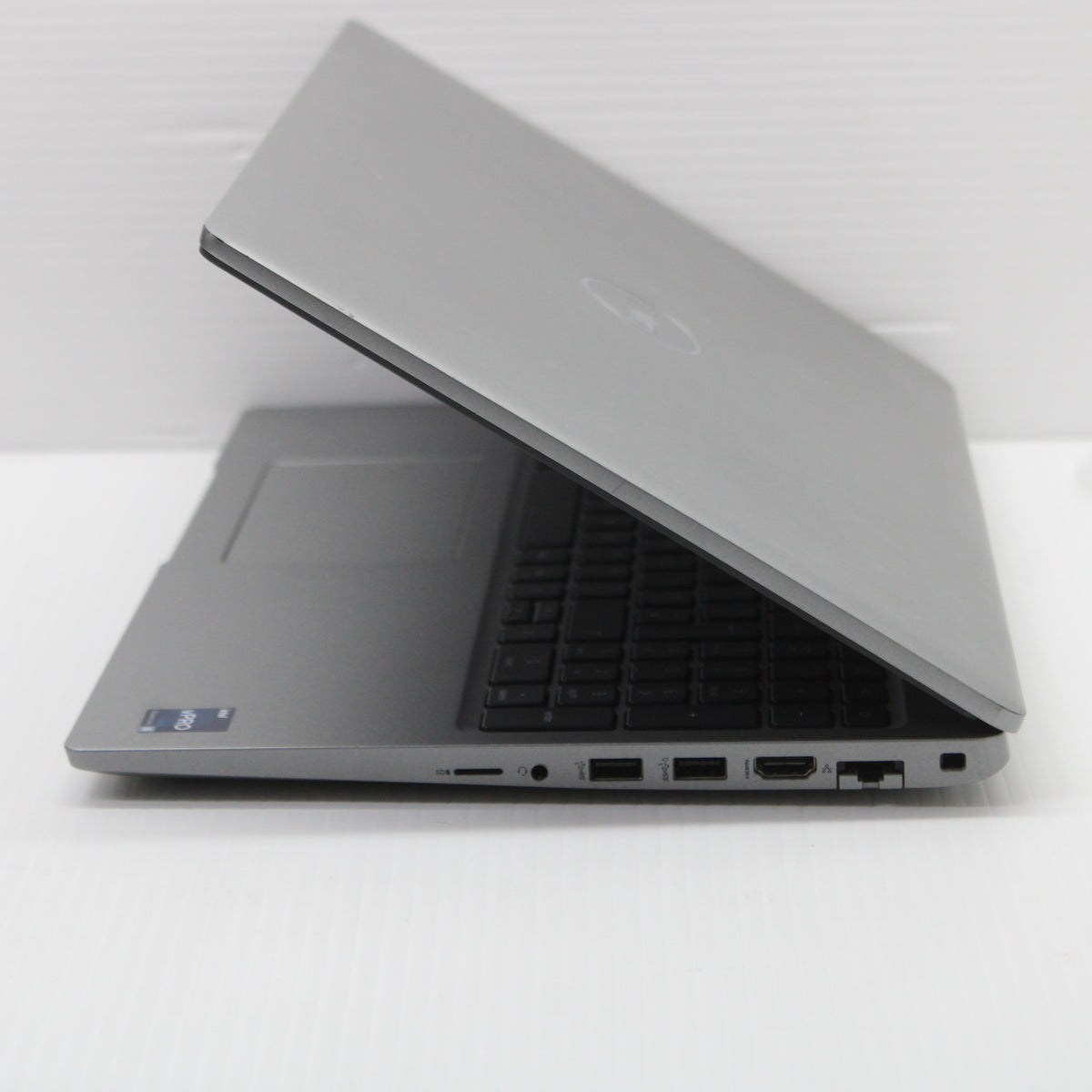 Dell Precision i5 Laptop 3570 15.6 in 8GB RAM 256GB NVMe Intel 1235U Windows 11