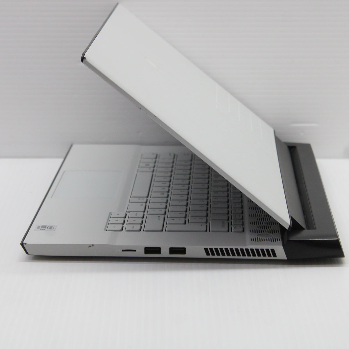 Alienware M15 R3 i7 Laptop 4K OLED 32GB RAM 512GB NVMe 10980HK RTX 2080 Super