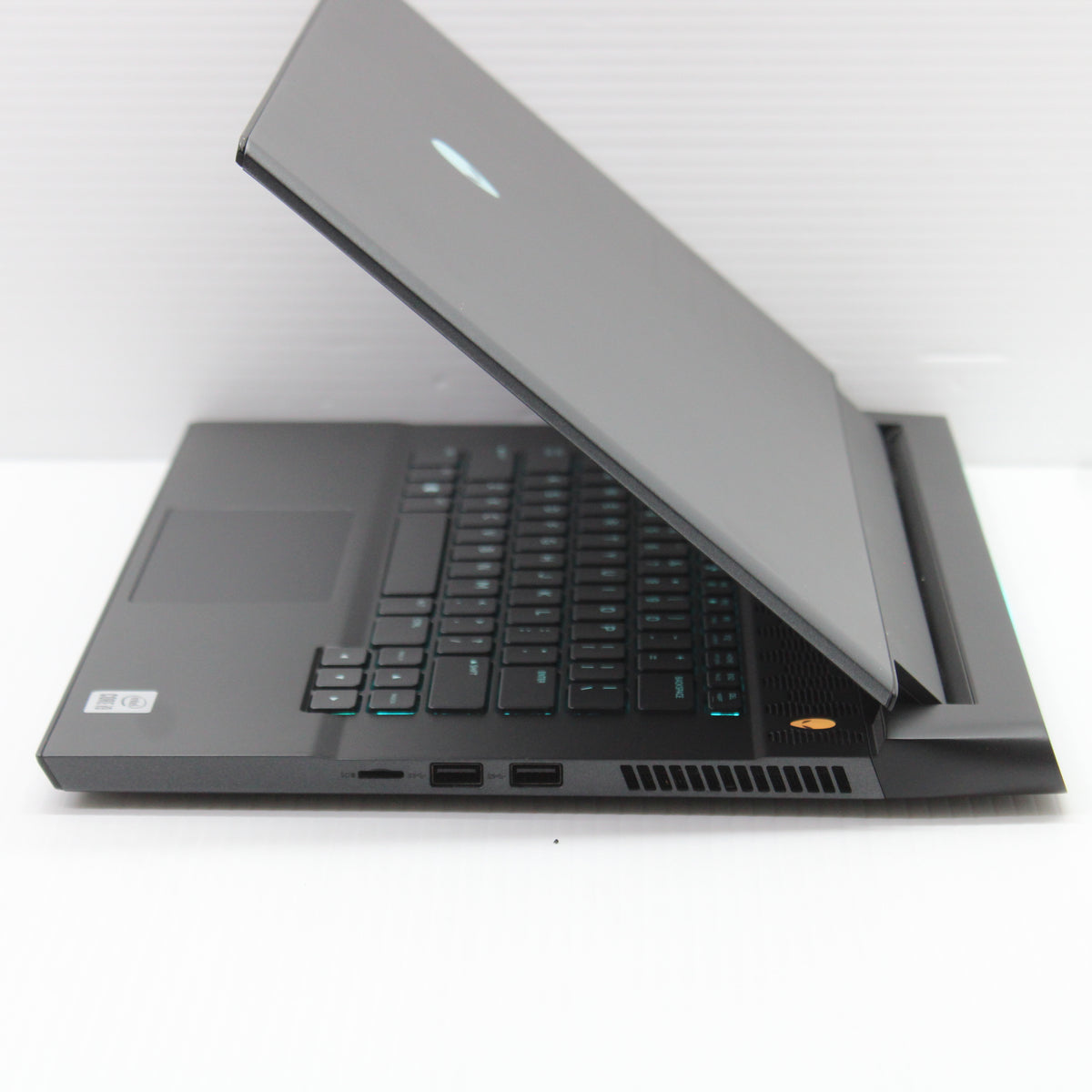 Alienware M15 R4 Laptop 15.6 inch 32GB RAM 1TB NVMe SSD i9-10980HK NVIDIA GeForce RTX 3080 Laptop GPU 8GB WiFi Windows 11 Pro