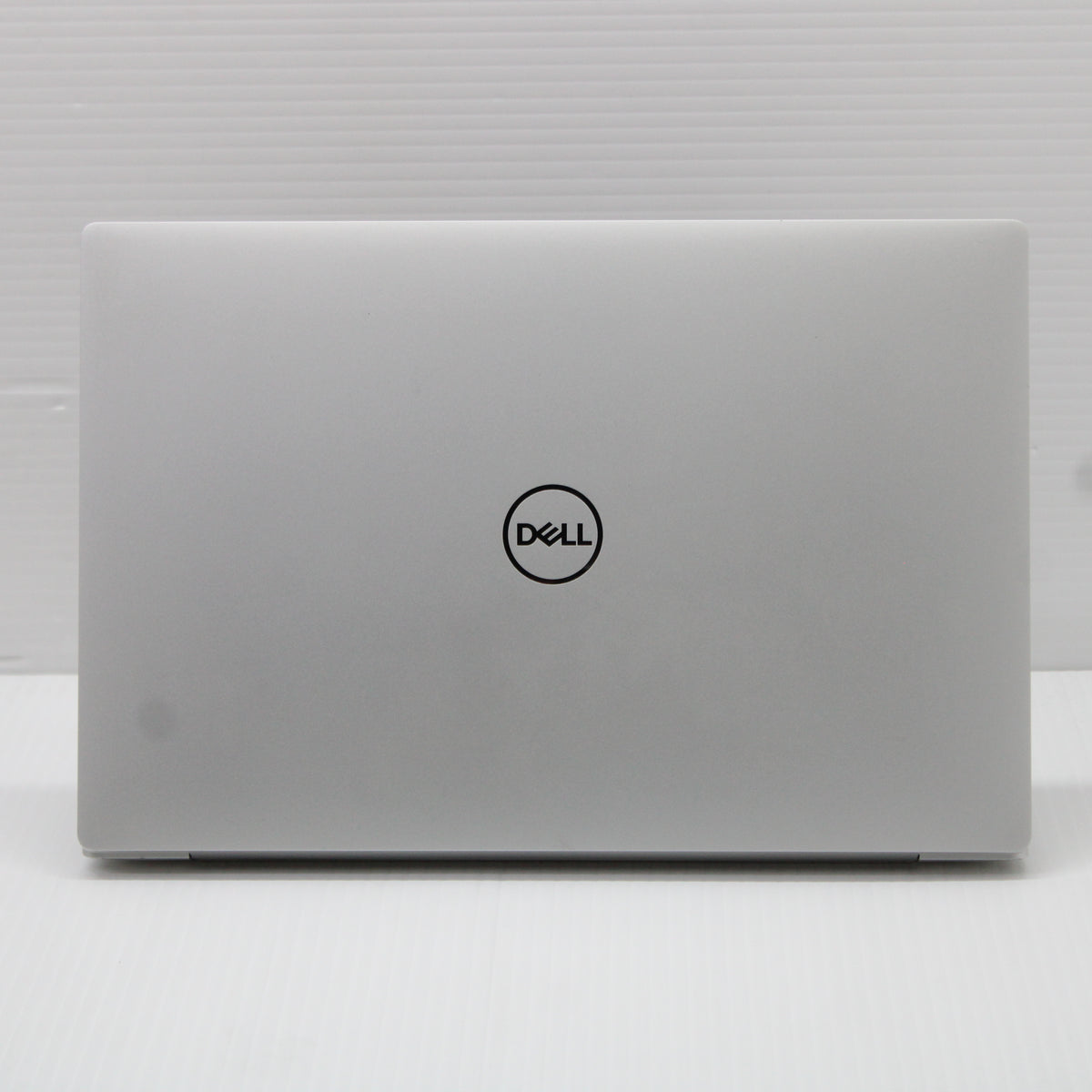 Dell XPS i7 Laptop 9320 13 in 32GB DDR5 RAM 1TB NVMe SSD Intel 1280P Windows 11