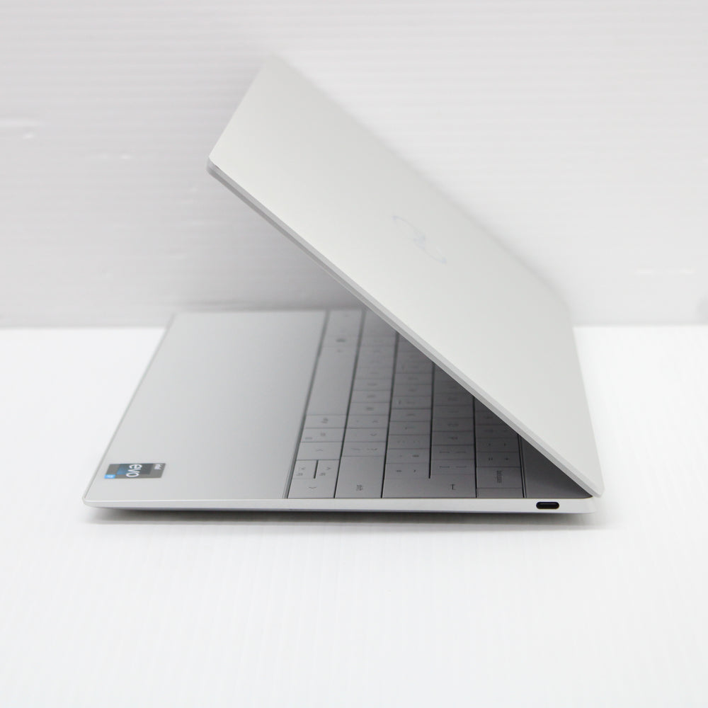 Dell XPS 9320 Laptop 13.3 inch 32GB RAM 1TB NVMe SSD i7-1280P WiFi Windows 11 Pro