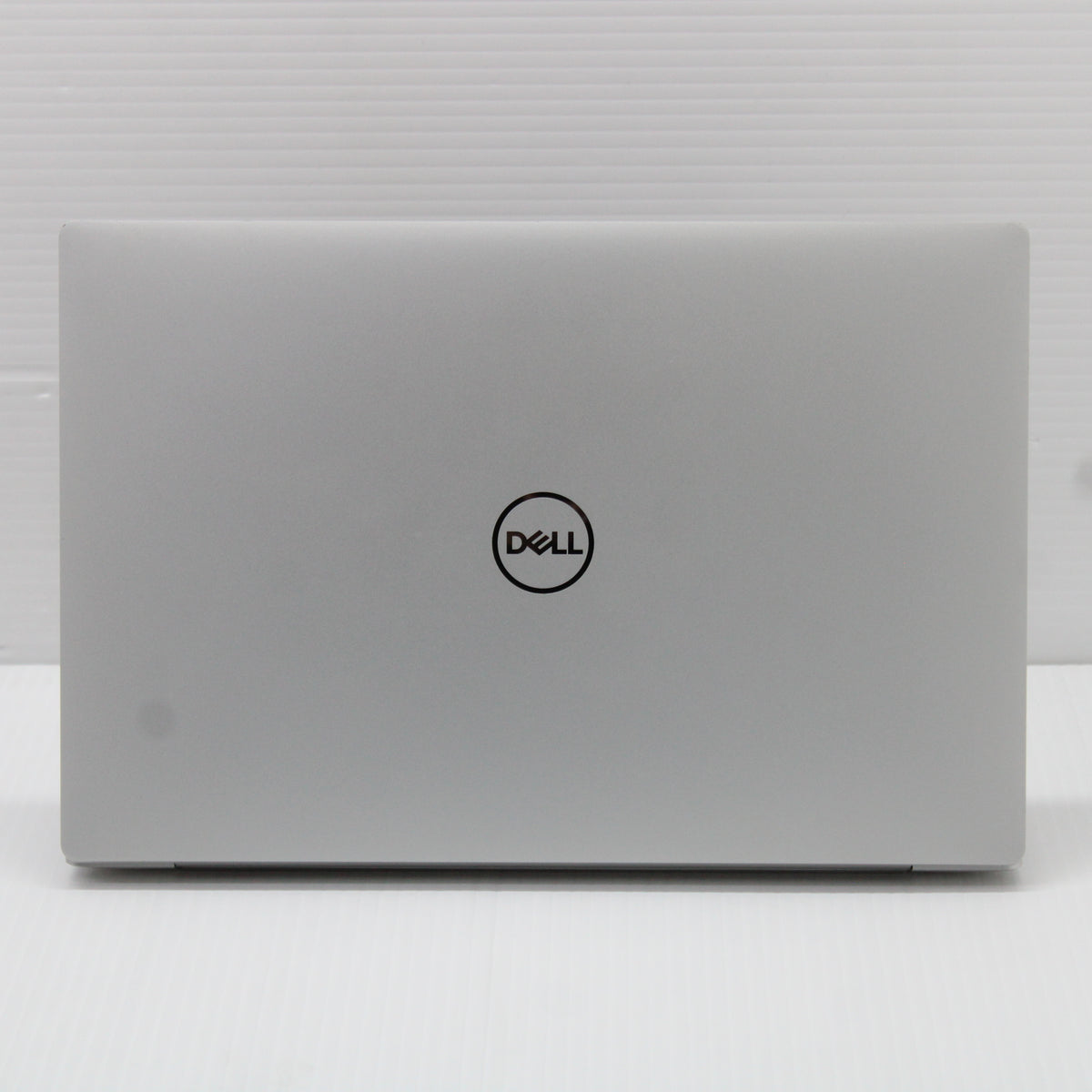 Dell XPS 9320 Laptop 13.3 inch 32GB RAM 1TB NVMe SSD i7-1280P WiFi Windows 11 Pro