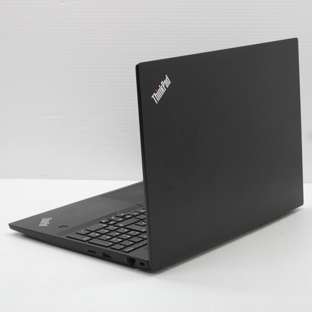Lenovo ThinkPad i5 Laptop E590 15.6 in 8GB RAM 256GB NVMe Intel 8265U Windows 11