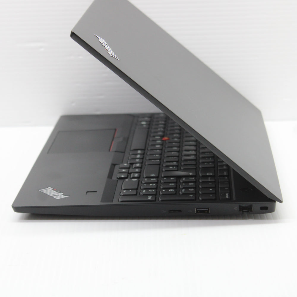 Lenovo ThinkPad i5 Laptop E590 15.6 in 8GB RAM 256GB NVMe Intel 8265U Windows 11