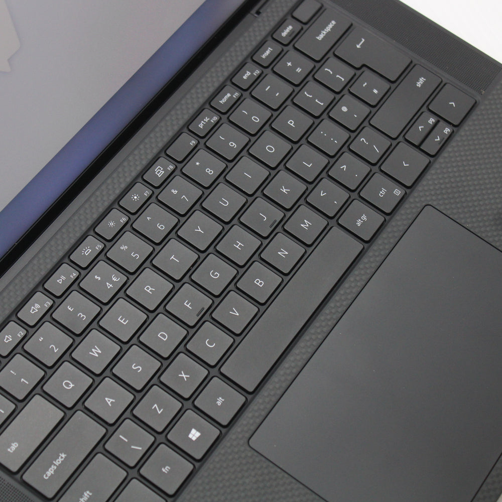 Dell Precision i7 Laptop 5560 15.6 in 32GB RAM 1TB NVMe Intel 11850H Windows 11