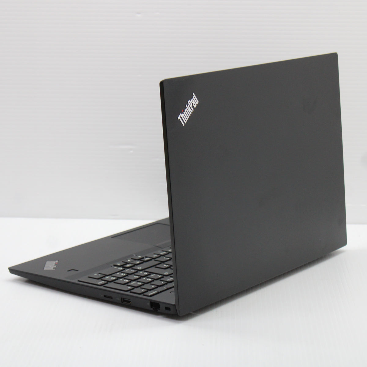 Lenovo ThinkPad i5 Laptop E580 15.6 in 8GB RAM 250GB SSD Intel 8250U Windows 11