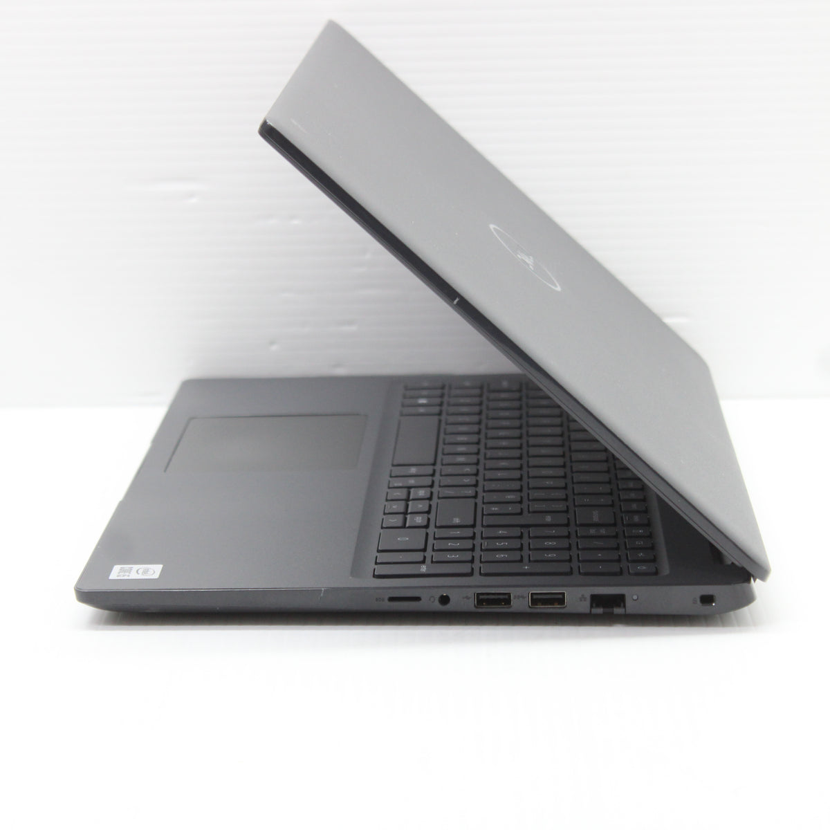 Dell Latitude i5 Laptop 3510 15.6 in 8GB RAM 256GB NVMe Intel 10210U Windows 11