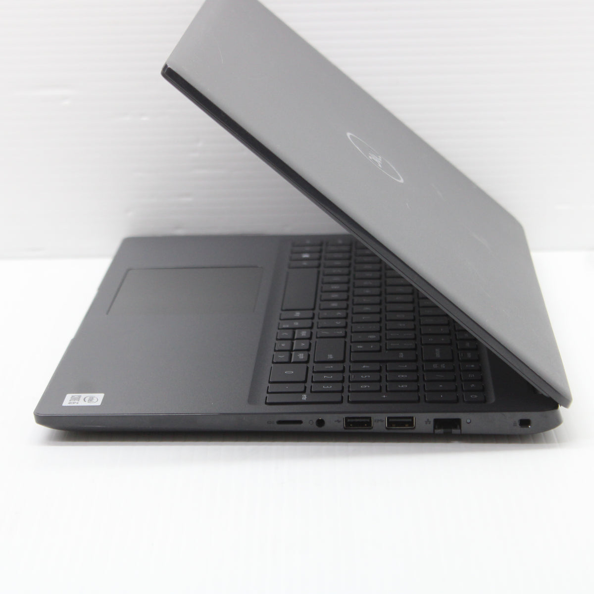 Dell Latitude i5 Laptop 3510 15.6 in 8GB RAM 256GB NVMe Intel 10210U Windows 11