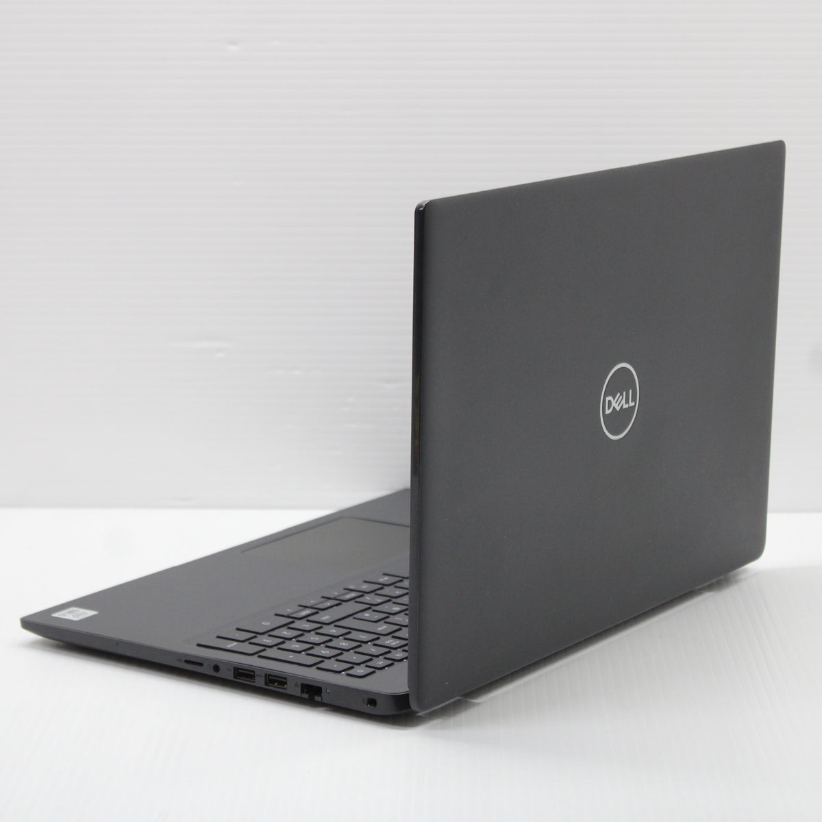 Dell Latitude i5 Laptop 3510 15.6 in 8GB RAM 256GB NVMe Intel 10210U Windows 11