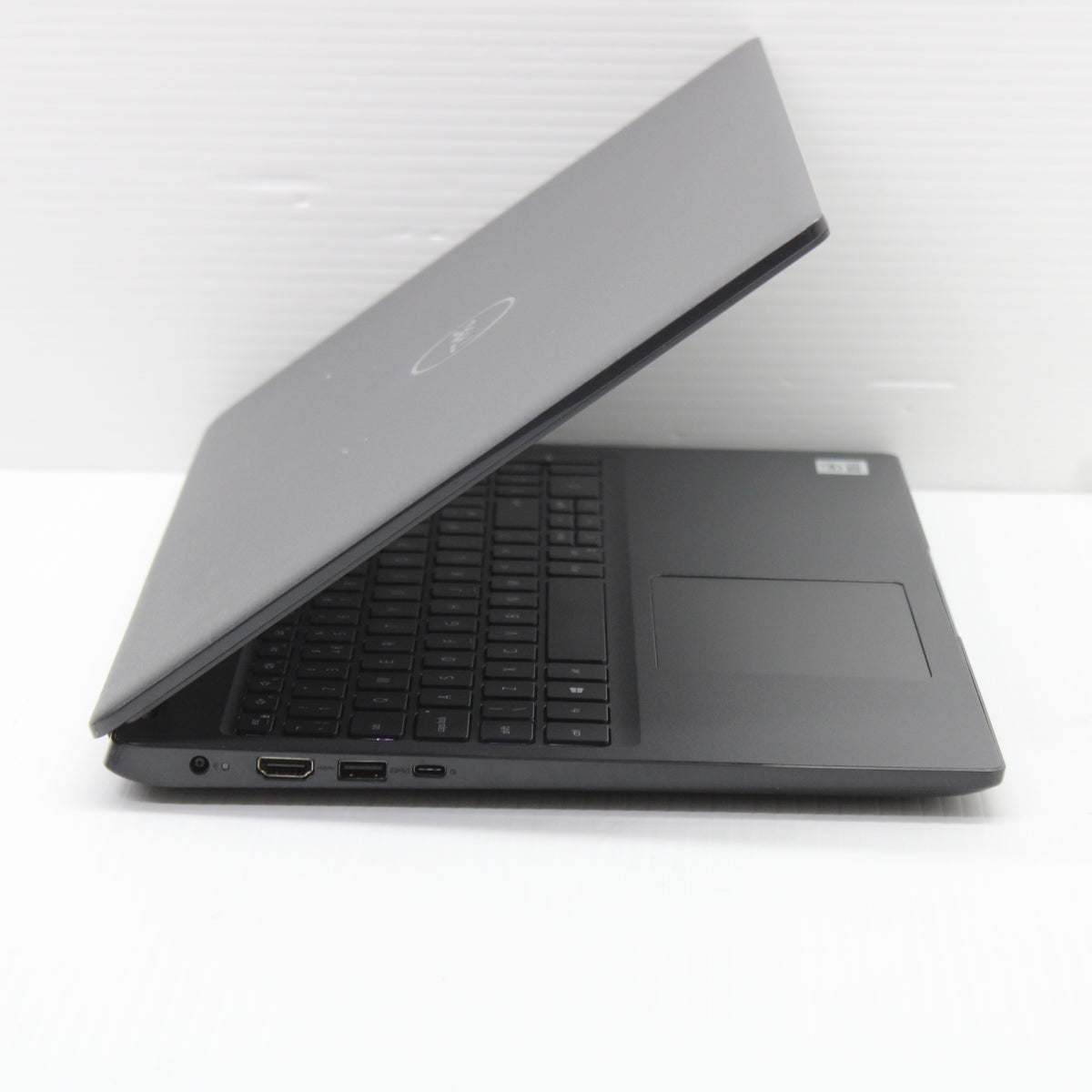 Dell Latitude i5 Laptop 3510 15.6 in 8GB RAM 256GB NVMe Intel 10210U Windows 11