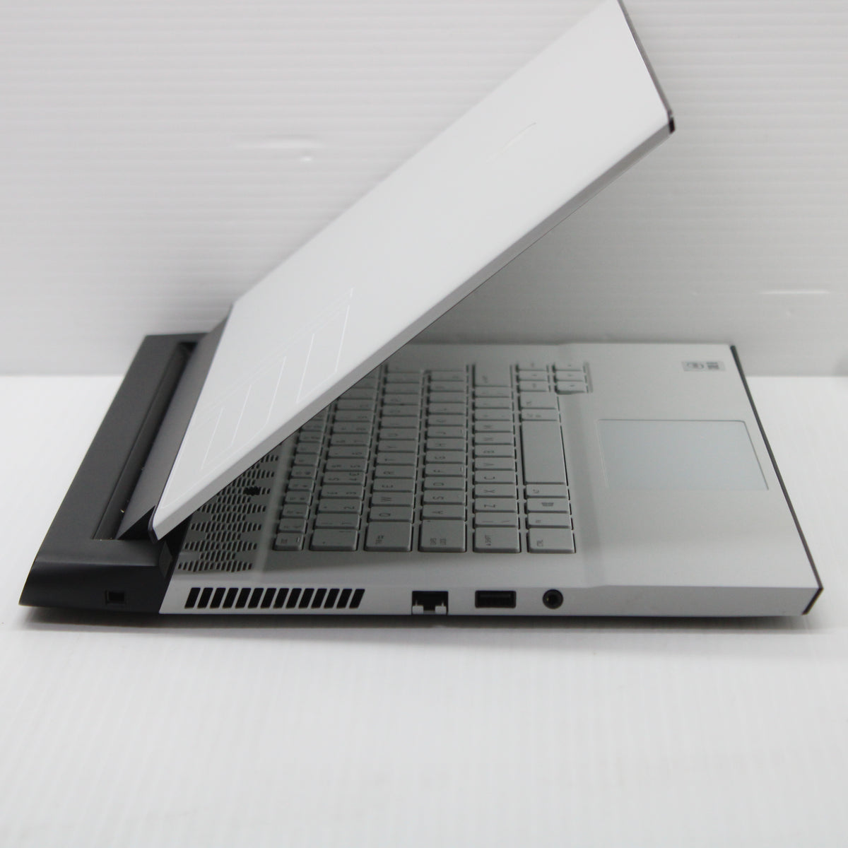 Alienware M15 R4 i9 Laptop 15.6 in 4K OLED 32GB RAM 2TB NVMe 10980HK RTX 3080