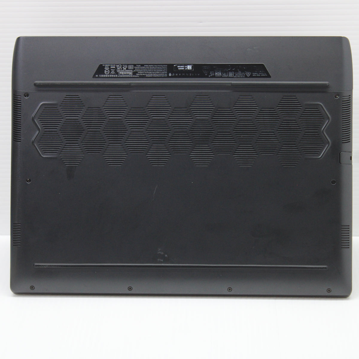 Alienware M15 R5 Ryzen 9 Laptop 15.6 in 32GB RAM 1TB NVMe AMD 5900HX RTX 3070