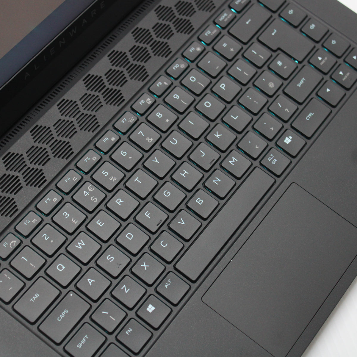 Alienware M15 Ryzen Ed. R5 Laptop 15.6 inch 64GB RAM 2TB NVMe SSD Ryzen 9 5900HX NVIDIA GeForce RTX 3070 Laptop GPU 8GB WiFi Windows 11 Home