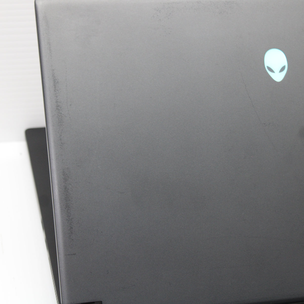 Alienware M15 R5 Ryzen 9 Laptop 15.6 in 32GB RAM 1TB NVMe AMD 5900HX RTX 3070