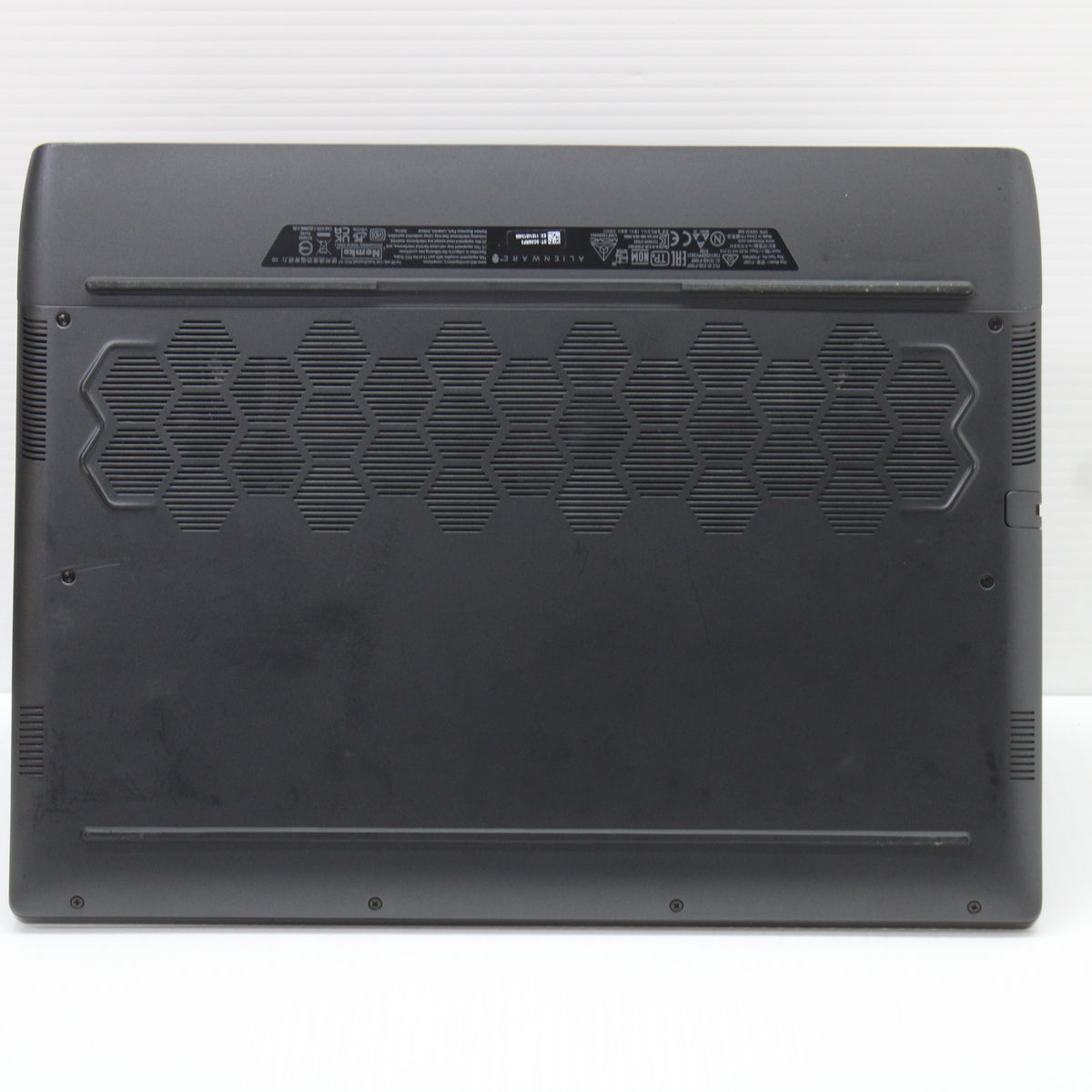 Alienware M15 R5 Ryzen 9 Laptop 15.6 in 32GB RAM 1TB NVMe AMD 5900HX RTX 3070