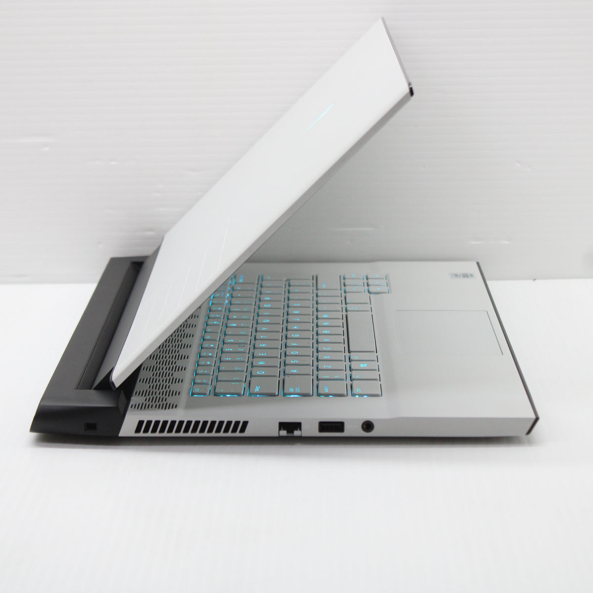 Alienware M15 R3 i9 Laptop 4K OLED 32GB RAM 2.5TB NVMe 10980HK RTX 2080 Super
