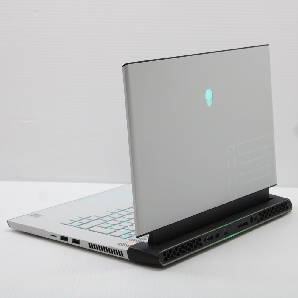 Alienware M15 R3 i9 Laptop 4K OLED 32GB RAM 512GB NVMe 10980HK RTX 2080 Super
