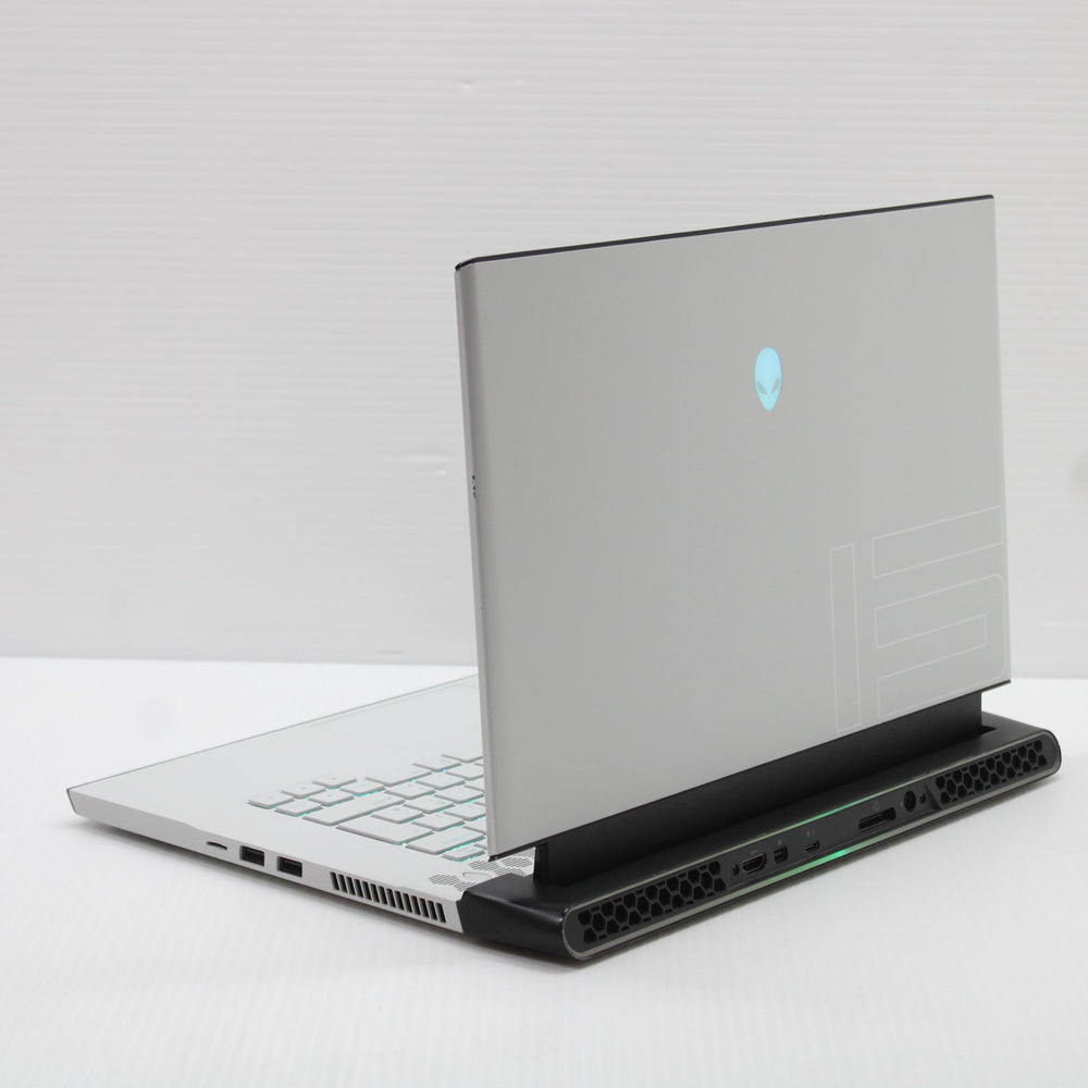 Alienware M15 R3 i9 Laptop 4K OLED 32GB RAM 1TB NVMe 10980HK RTX 2080 Super