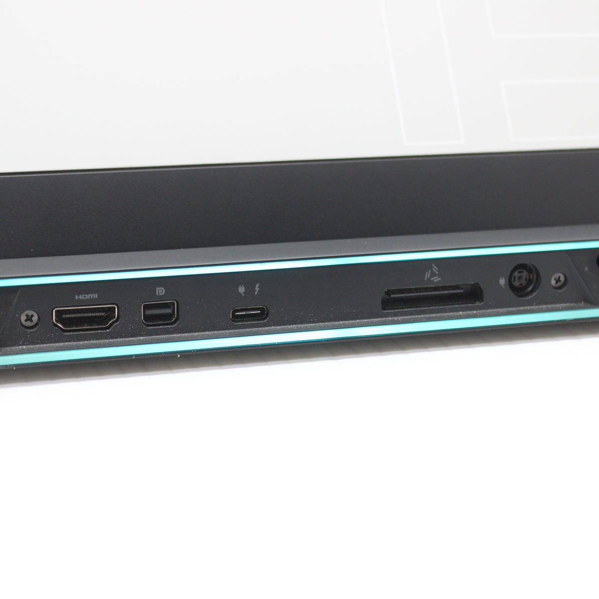 Alienware M15 R3 i9 Laptop 4K OLED 32GB RAM 1TB NVMe 10980HK RTX 2080 Super