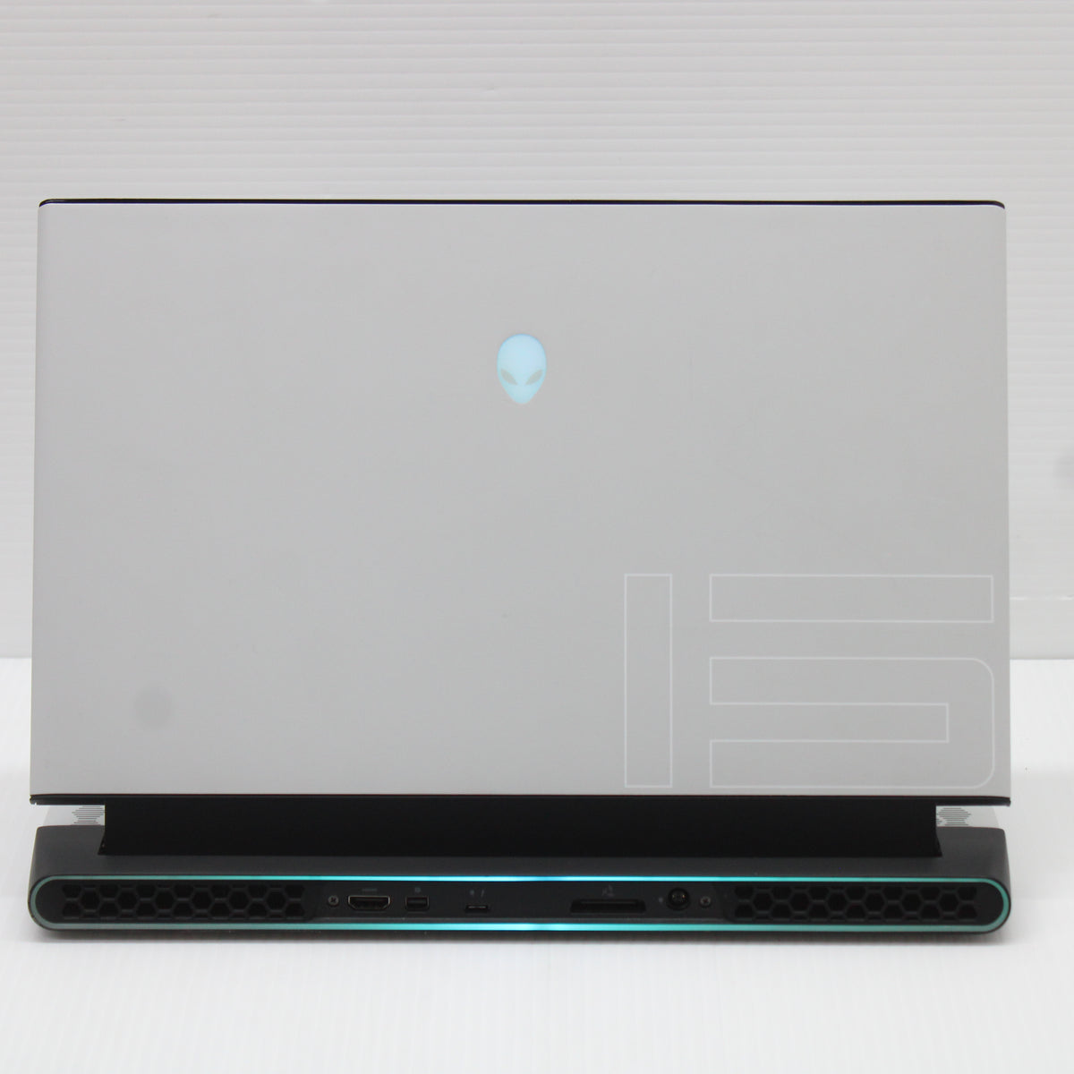 Alienware M15 R3 i9 Laptop 4K OLED 32GB RAM 1TB NVMe 10980HK RTX 2080 Super