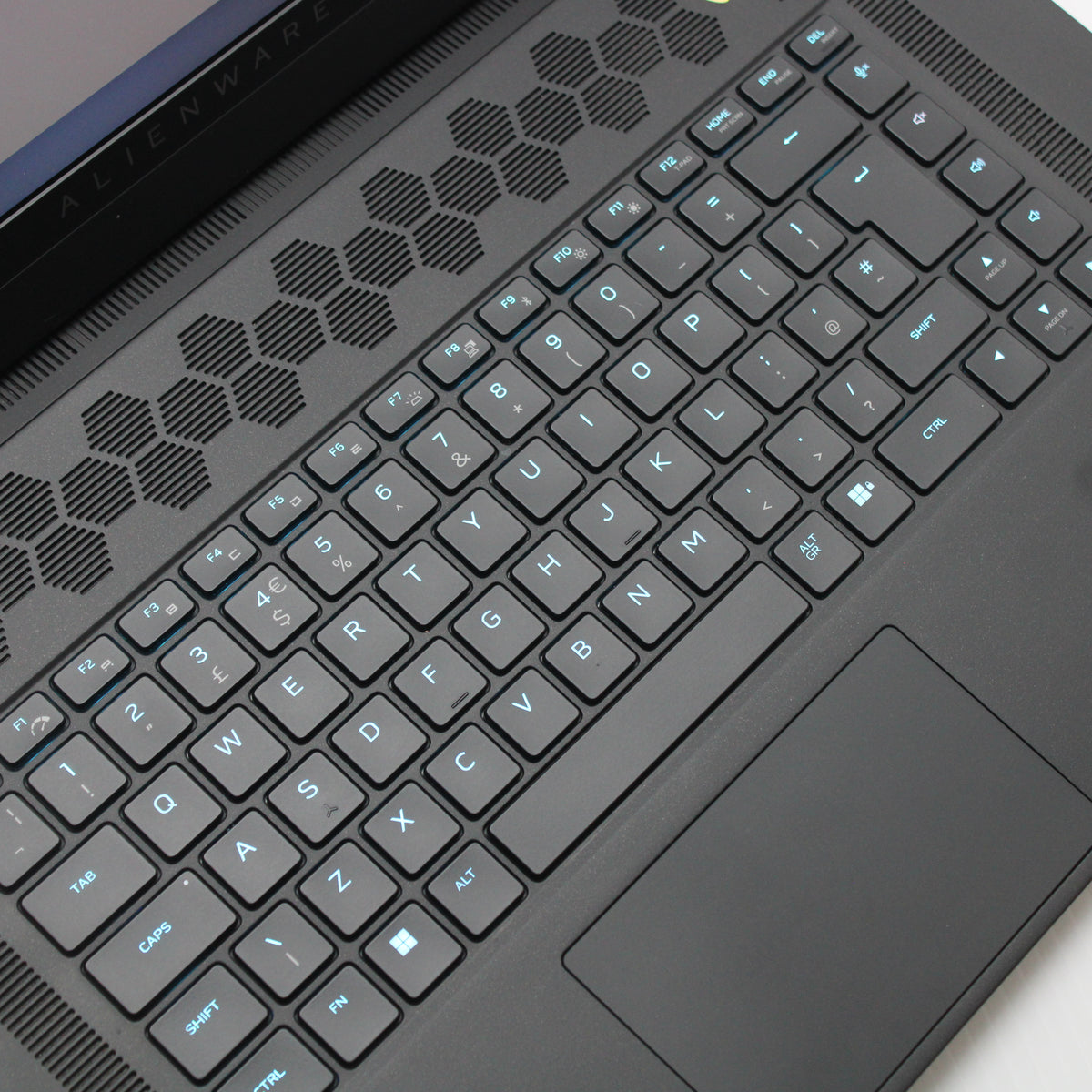 Alienware X17 R2 Laptop 17.3 inch 64GB RAM 2TB NVMe SSD i9-12900HK NVIDIA GeForce RTX 3080 Ti Laptop GPU 16GB WiFi Windows 11 Pro