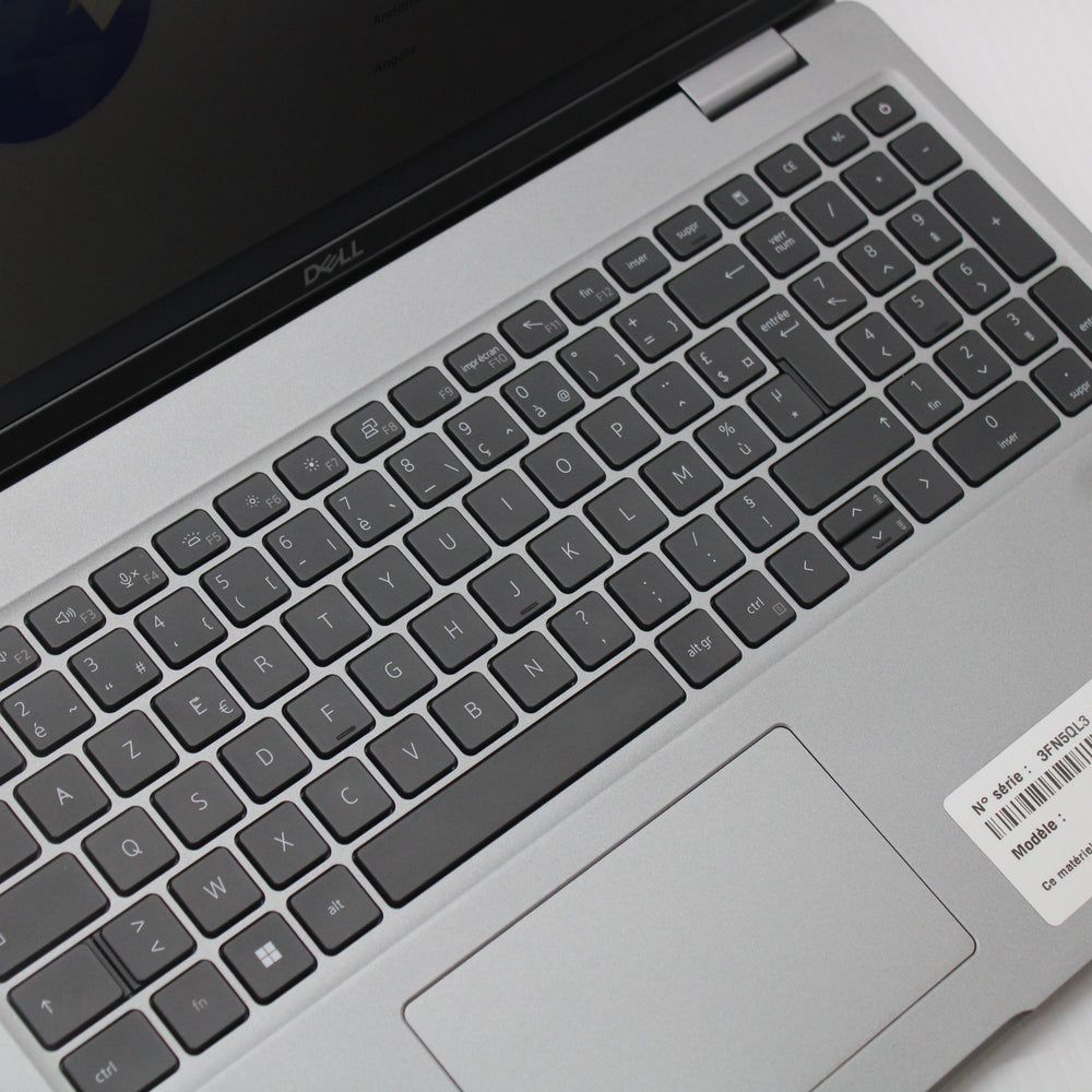 Dell Precision i5 Laptop 3570 15.6 in 8GB DDR5 RAM 512GB NVMe Intel 1250P AZERTY
