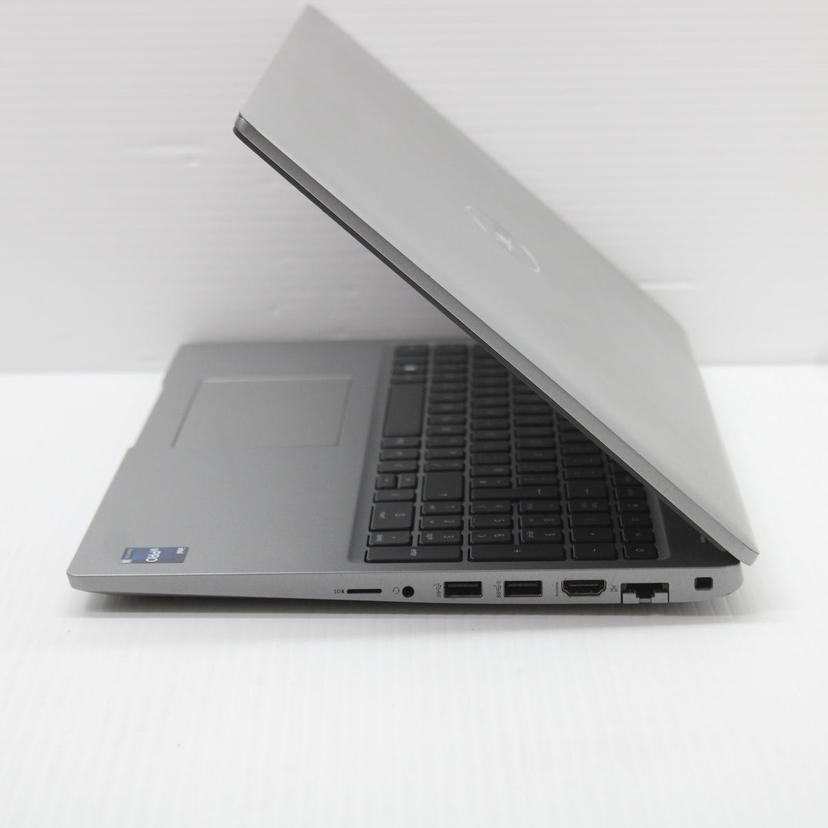 Dell Precision i5 Laptop 3570 15.6 in 8GB RAM 256GB NVMe Intel 1235U Windows 11